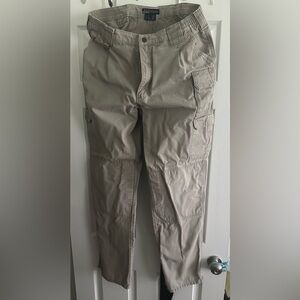 Men's Tan 5-11 tactical Cargo Pants.